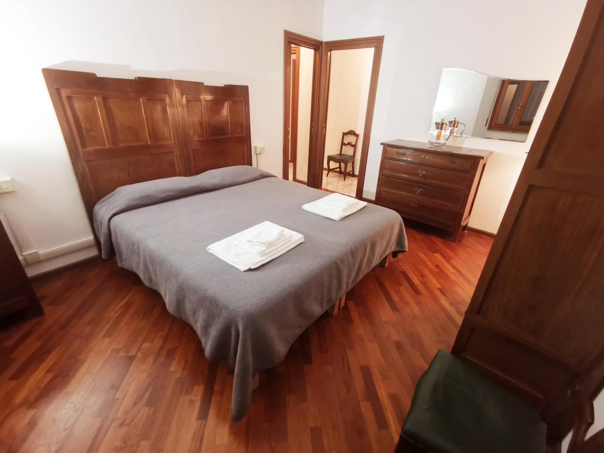Apartamento Elegant Historic Large House On Lake Como Gravedona Habitación foto