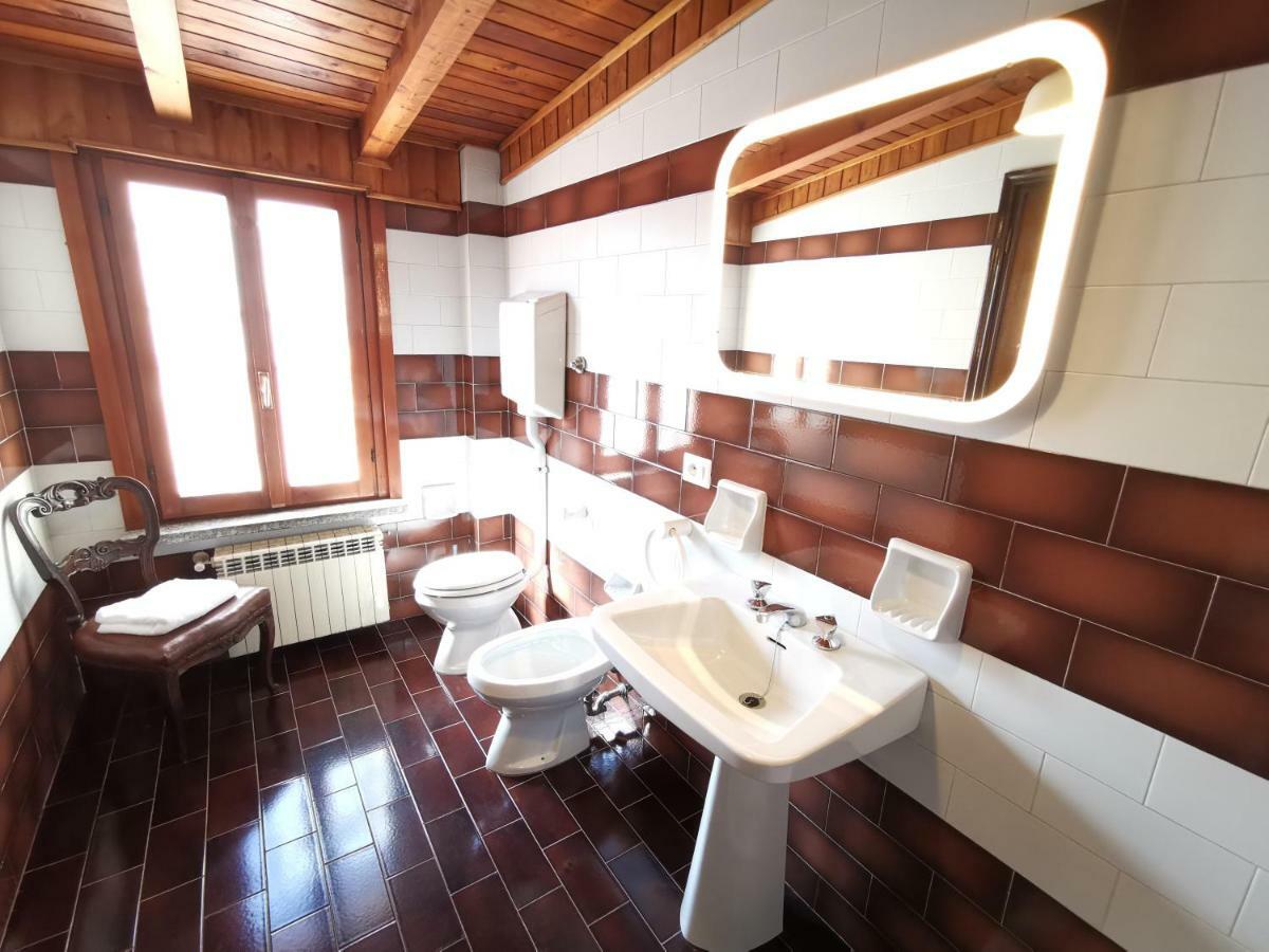 Apartamento Elegant Historic Large House On Lake Como Gravedona Exterior foto